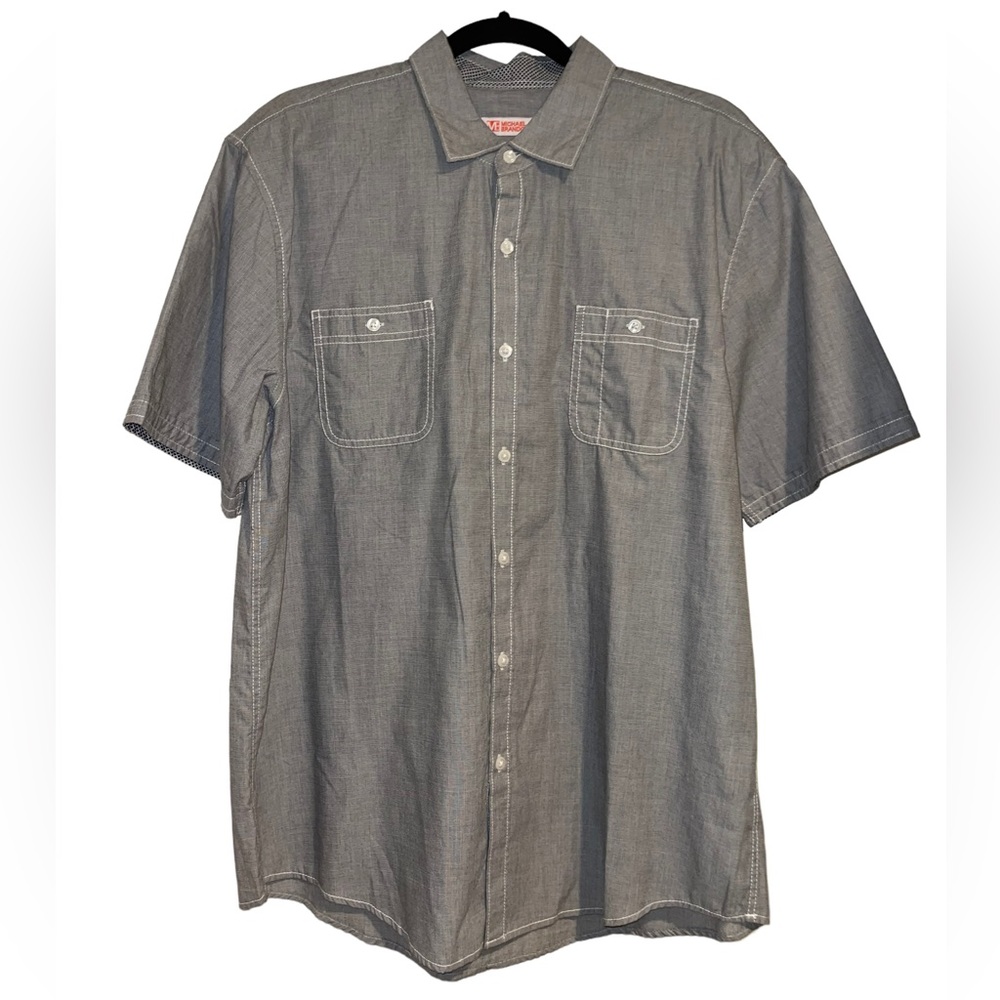 Short Sleeve Grey Collared Button Down Shirt - Men’s XL